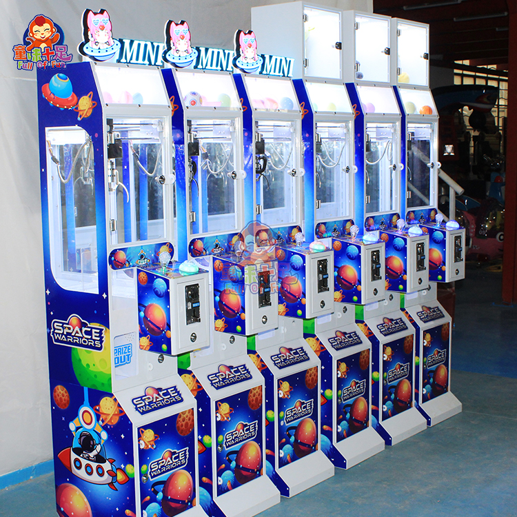 Mini Claw Machine Small Toys C - Arcade Toy Vending Machine 评论和价格